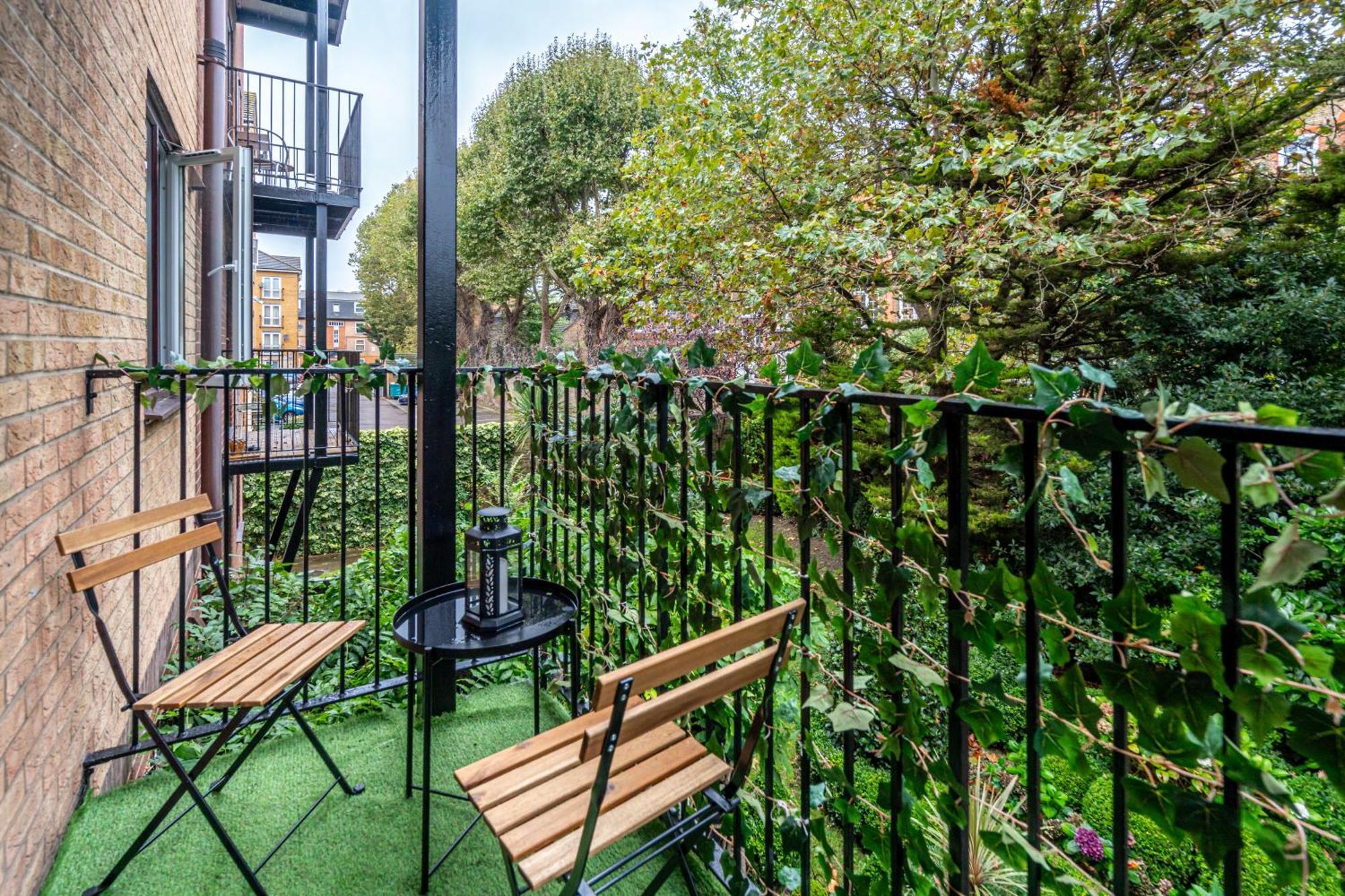 Apartment In Elephant & Castle With Parking Londýn Exteriér fotografie