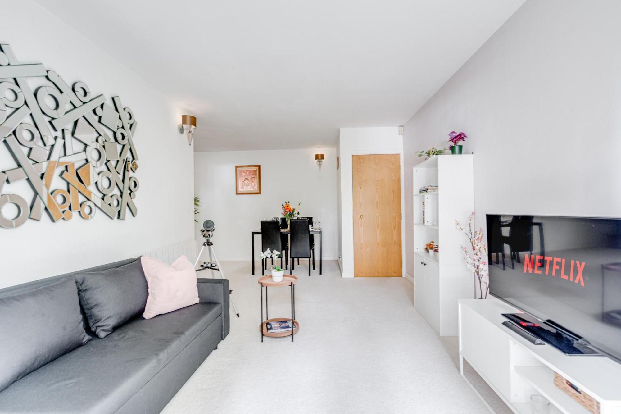 Apartment In Elephant & Castle With Parking Londýn Exteriér fotografie